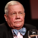 Jim Rogers ne prodaje svoje zlato i čeka nastavak cjenovne korekcije kako bi kupio još